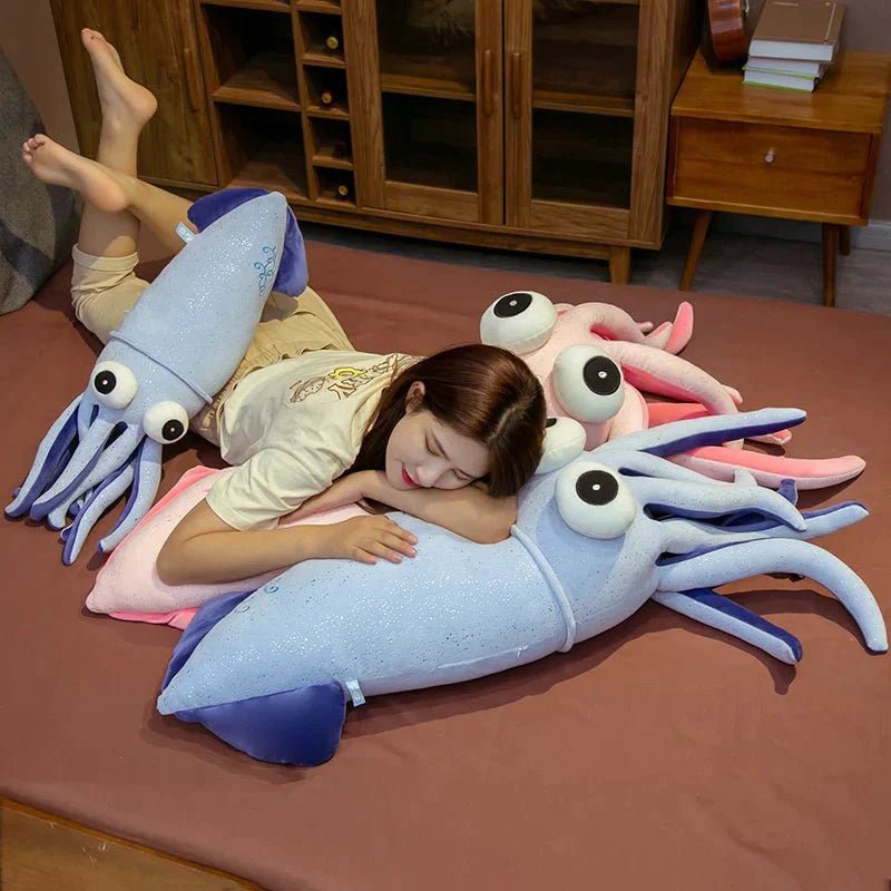 Big Eyes Plush Squid Toy - GiftMira