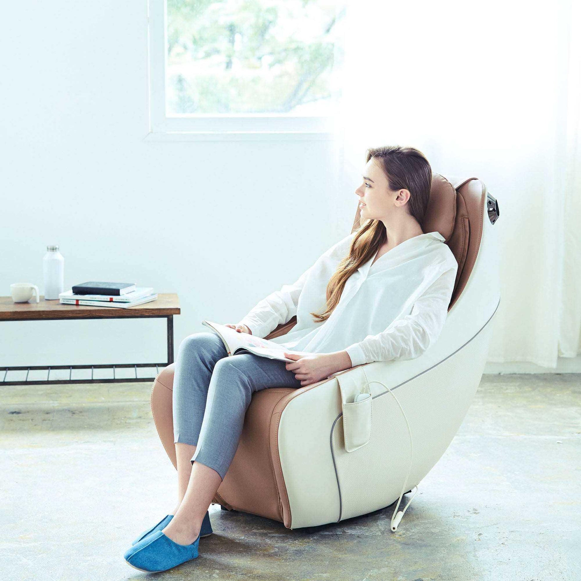 CirC - Premium SL Track Heated Massage Chair by Synca Massage Chair - GiftMira