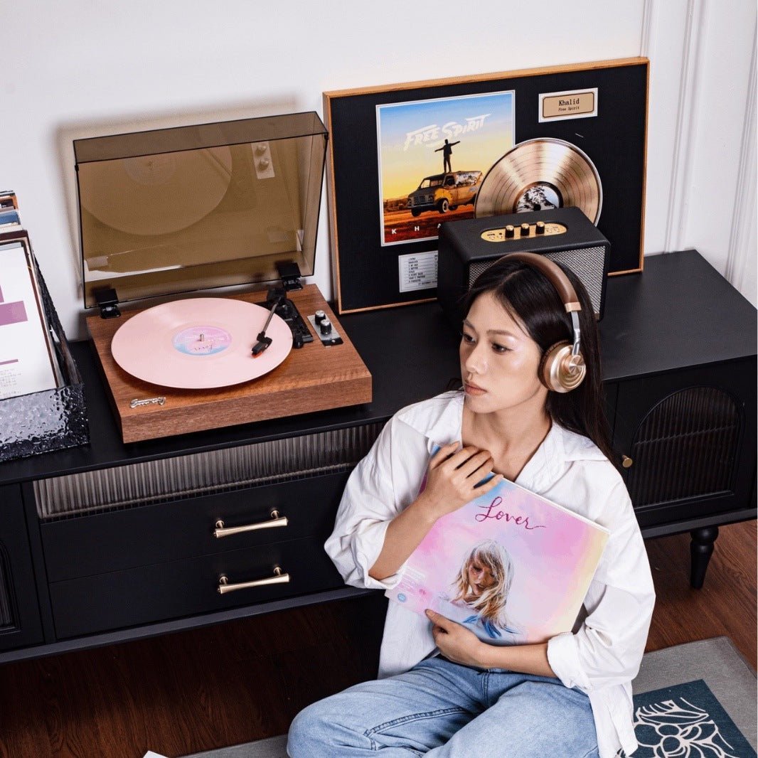 Retro Bluetooth Vinyl Record Player Built - in Speakers Walnut Wood Belt Drive Turntable - GiftMira